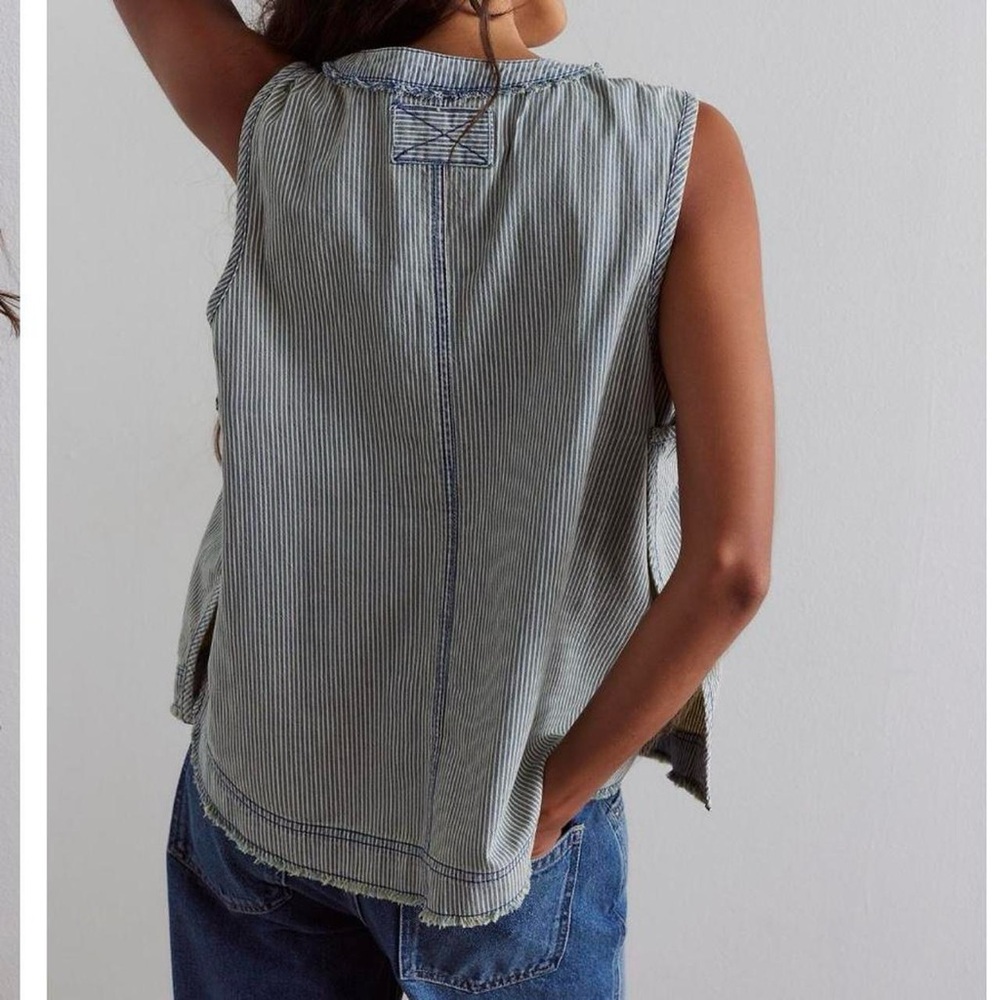 NWT Free People We the Free South Side Tank in Indigo Railroad Stripe - M - Picture 2 of 9
